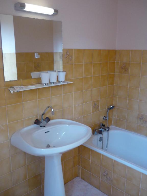 Bed and Breakfast Le Miramont Orincles Номер фото